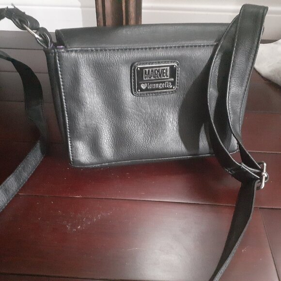 guardian of the galaxy loungefly with key chain - Picture 6 of 7